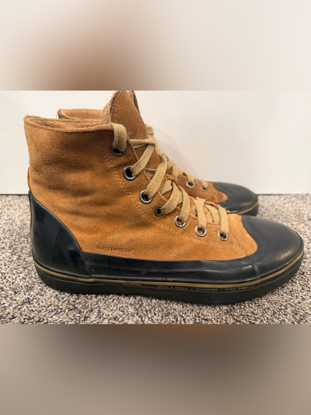 Sorel Cheyanne Metro Hi waterproof boots men’s 9.5
